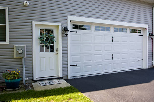 24/7 Emergency Garage Door Panel Replacement experts in Homerville, GA